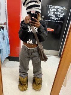 Shein Streetwear Outfits, Cute Everyday Outfits Winter, Fluffy Boots Outfits Baddie, Miya Neveah, Y2k Fur Boots Outfit, Streetwear Black Women, Y2k Outfits Fur Boots, Fur Boots Outfit Black Women Y2k, Opiumcore Outfits