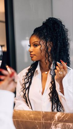 Halle Bailey Braids, Halle Bailey Nails, Halle Bailey Pregnant, Halle Bailey Hairstyles, Chloe Bailey Hair, Chloe Bailey Hairstyles, Halle Bailey Locs, Cornrow Hairstyles Natural Hair, Halle Bailey Hair