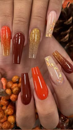 Thanksgiving Nail Designs, November Nails, Fall Gel Nails, Fall Acrylic Nails, Thanksgiving Nails, Fall Nail Art, Fall Nail Colors, Dipped Nails, Autumn Nails