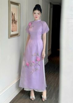 Very elegant design Short Sleeve Dresses For Spring Banquet, Spring Banquet Dress With Short Sleeves, Elegant Pink Ao Dai With Floral Embroidery, Elegant Formal Ao Dai Maxi Length, Elegant Floral Embroidered Ao Dai For Summer, Elegant Formal Maxi Length Ao Dai, Elegant Maxi Length Ao Dai For Formal Occasions, Elegant Long Cheongsam For Summer, Elegant Long Summer Cheongsam