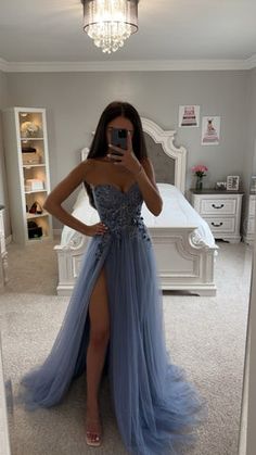 Evening Wear Dresses, Purple Prom, Vintage Party Dresses, Blue Prom Dress, Pink Formal Dresses, Blue Dress Formal, Evening Gown Dresses, Sleeveless Dresses, Prom Dress Inspiration