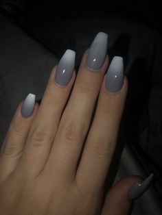 Gray Ombre Nails Coffin, Charcoal Gray Nail Designs, Gray Acrylic Nails Coffin Short, Gray Dip Nails Powder, Gray White Ombre Nails, Gray Nail Dip Ideas, White And Grey Ombre Nails, Grey White Ombre Nails, Grey Colored Nails