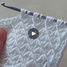 the video shows how to crochet with this simple stitching technique for beginners