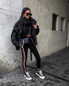 New Fashion Clothes, Fancy Dress Outfits, Older Women Fashion, Womens Fashion Edgy, Looks Street Style, Pinterest Fashion, Inspiration Mode, Autumn Fashion Women, Street Style Outfit