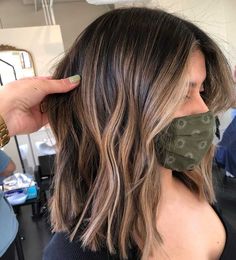 Face Framing Balayage Brunette, Blonde Highlights On Black Hair, Highlights On Black Hair, Short Hair Highlights, Haircut 2024, Inspo Hair, Short Dark Hair, Brown Hair Inspo, Brunette Hair With Highlights