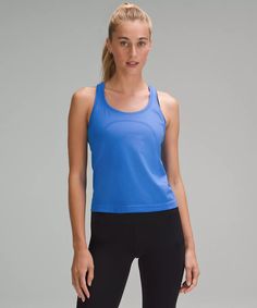 Lululemon Functional Activewear For Running, Lululemon Functional Running Activewear, Lululemon Technical Moisture-wicking Activewear, Lululemon Technical Running Activewear, Functional Seamless Running Activewear, Versatile Seamless Activewear For Running, Lululemon Moisture-wicking Activewear For Running, Lululemon Go-dry Technical Activewear, Sporty Seamless Activewear For Running