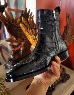 Crocodile Jacket, Crocodile Leather Shoes, Alligator Dress Shoes, Ankle Boots For Men, Brioni Men, Alligator Shoes, Luxury Boots