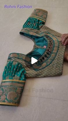 Blouse Sleeves Design Latest Puff, Puffed Blouse Designs, Trendy Blouse Designs Sleeves Pattern, Paff Slives Blouse, Blouse Puff Sleeves Design, Puff Hands Blouse Designs, Puff Blouse Designs, Model Blouse Designs Latest, New Blouse Designs Fashion