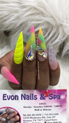 Summer Toenails, Funky Nail Designs, Super Cute Nails, Perfect Manicure, Summer Toe Nails, Cute Acrylic Nail Designs, Nails Spa