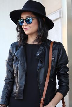 Leather Jacket | Wool Fedora | Mirrored Sunglasses Fedora Hat Women Outfit, Jenner Hairstyles, Black Hat Outfit, Daniel Simmons, Fedora Outfit, Fedora Hat Outfits, Womens Hats Fashion, Black Leather Jacket Outfit