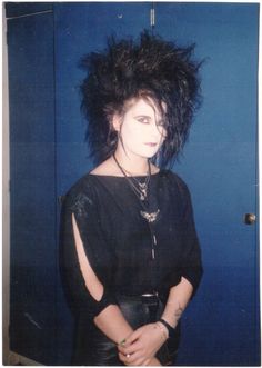 Portraits of… 80’s Death Rock // Goth Culture - CVLT Nation 80s Trad Goth, 1980's Hair, Goth Culture, Types Of Goth, 1980s Hair, Goth Looks