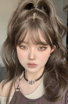 Medium Color Hair Ideas, Hair Ideas Korean Style, Cute Haircut Styles, Ulzzang Hair Color, Douyin Hair Color, Douyin Hairstyles, Korean Hair Color Ideas, Ulzzang Hairstyle, Douyin Hairstyle