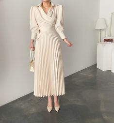 Ifomt Elegant Lapel Women Pleated Dress Autumn Winter Stylish Puff Sle Chique Outfit, Kinds Of Clothes, Dress Gift, Beautiful Blouses, Belleza Natural, Winter Dresses, Fall Dresses, Pleated Dress, Classy Outfits