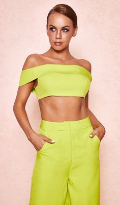 DescriptionCombined with the matching 'Melissa' off shoulder bandeau top. 'Marsha' forms one of our most dazzling co-ord sets. Tailored from stretch cady crepe. 'Marsha' have a high waist fit with flowing wide legs. They have a smooth silhouette. snatch the waist and have a figure hugging fit over the hips. Fully lined. as you've come to expect from us. they give a sleek finish. Style yours as our designers intended with the 'Melissa' off shoulder bandeau top. Made from stretch crepe. Fully line Bandeau Tops, Trendy Top, Plus Size Shopping, Pantalon Large, Wide Legs, Bandeau Top, Ruched Dress, Trendy Tops, Bandage Dress