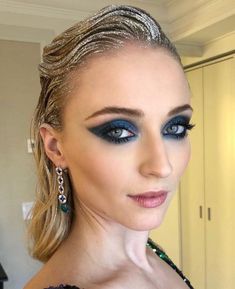 Video Makeup, Celebrity Makeup Looks, 2024 Halloween, Glamorous Makeup, Celebrity Hair Stylist, Smokey Eyes, Glitter Hair, Hair And Makeup Artist