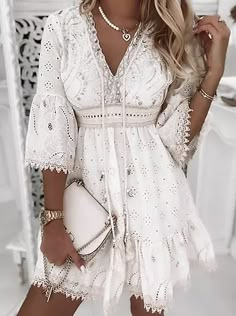 Mini robe Femme robe soirée manche longue Eté Printemps - chaud Décontractées Sexy Dentelle Dos Nu Ouvert Couleur monochrome V Profond robe hiver robe automne 2023 Noir Blanche S M L XL XXL de 2023 ? € 37.99 Boho Mode, White Lace Mini Dress, Summer Wedding Dress, Lace White Dress, Cream Dress, Sierra Leone, Lace Mini Dress, Tunisia, Macau