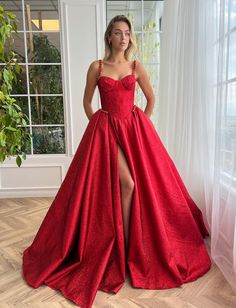 Basque Waist Prom Dress, Red Prom Dresses Long Elegant Classy, Red Corset Gown, Corset Gowns, Prom Dress Corset, Gown With Corset, Red Corset Dress, Black Bridal Makeup, Corset Ball Gowns