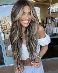 Dreamy Hair Aesthetic, Leather Leggings Heels Outfit, Brown Hair With Caramel Highlights Extensions, Dark Hair Ideas With Money Piece, Dark Hair Ice Blonde Highlights, Dark Hair Icy Highlights, Brown Hair Ice Blonde Highlights, Cool Brown To Blonde Balayage, Blonde Highlights Dark Lowlights