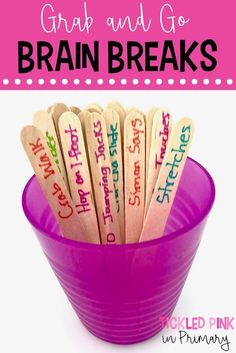 a purple bowl filled with wooden spoons that say, grab and go brain breaks