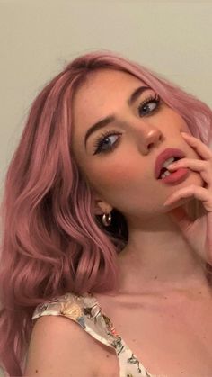 Pink Hair Tanned Skin, Rose Gold Hair Aesthetic, Pink Hair On Tan Skin, Summer Pink Hair, Green Eyes Pink Hair, Warm Pink Hair, Casey Mcquiston