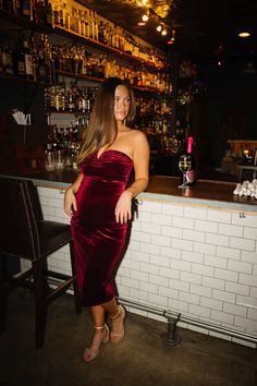 Holiday Shop – Fig & Willow Red Velvet Dress, Strapless Sweetheart Neckline, Velvet Midi Dress, The Red Carpet, Heeled Sandals