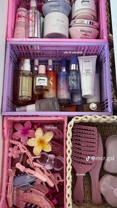 Girly Room, Body Skin Care Routine, Organization Bedroom, Room Ideas Bedroom, Room Inspiration Bedroom, Beauty Room, Room Organization