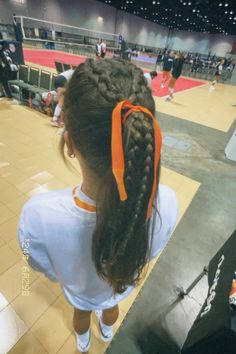 #volleyball #hairstyles #braids #cutehairstyle #volleygirl #hair Braid Volleyball Hair, Vb Game Day Hairstyles, Cute Hairstyles For Sports Basketball, Cute Braids For Sports, Braid Volleyball Hairstyles, Cute Simple Soccer Hairstyles, Volleyball Girls Hairstyles, Game Day Hairstyles Field Hockey, Prep Rally Hairstyles