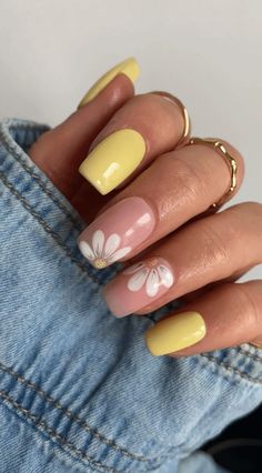 Yellow Nails Design, Spring Nail Trends, Cute Spring Nails, Daisy Nails, Yellow Nails