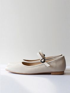 Editor's NoteMARYRINGO pursues feminism  classical  and retro styles  and seeks to penetrate the past  present  and future to create shoes that women can love for a long time. - Soft Mary Jane Flat- Rounded toe- Color coordination- Classic mood- Simple design- Great for casual look Measurements - Size: KR225 - KR250 ( US 5.5 - US 8 ) - Heel height: 0.39 in. * This item is based on KR shoe size. Please refer to the size chart. * When choosing your size  we recommend you choose your norm Classic Mary Janes For Spring, Medium Width, Spring Mary Jane Slip-on Ballet Flats, White Low Heel Mary Janes With Buckle Closure, White Non-slip Mary Janes With Round Toe, Spring Mary Janes With Removable Insole, Medium Width, Mary Jane Flats, White Flats, Men Shoes Size, Coordinating Colors