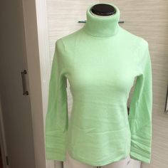 Mint Green. Sz Small. Flawless, New. Unworn. Ribbed Turtleneck, Cuffs And Hem. Kept In A Smoke-Free Home. Lord & Taylor, Beautiful Quality. 2-Ply Cashmere. Spring Green Cozy Fit Top, Cozy Fit Green Top For Spring, Fitted Cashmere Top, Spring Cashmere Turtleneck Top, Winter Stretch Cashmere Tops, Stretch Cashmere Tops For Winter, Fitted Cashmere Tops For Winter, Fitted Cashmere Sweater For Spring, Team Ideas