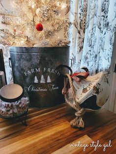 Vintage Christmas DIY For the Holidays | Vintage Style Gal Christmas Popcorn Tins, Vintage Christmas Diy, Christmas Popcorn, Popcorn Tin, Tool Box Diy, Silver Metallic Paint, Tree Stencil, Creating Texture