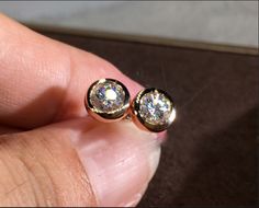 3Ct Round Cut Moissanite Solitaire Stud Earring Solid 14K Yellow Gold Finish #ATSJewels #Stud Prong Stud Earrings, Round Crystal Stud Earrings, Vintage Stud Earrings, Solitaire Studs, Silver Prices, Princess Diamond, Pretty Rings, Bezel Diamond, Fine Earrings