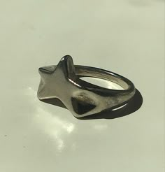 Starboy Jewelry, Rockstar Girlfriend Jewelry, Stargirl Jewelry, Y2k Jewelry Aesthetic, Rings Aesthetic Silver, Odd Jewelry, Strange Rings, Accessories Grunge, Star Piercing