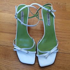 90s Heels, Trendy Heels, Dr Shoes, Funky Shoes, Fancy Shoes, Shoe Inspiration, Girly Shoes, Charles David