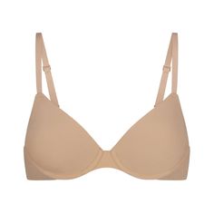 FITS EVERYBODY T-SHIRT BRA | CLAY Bra Calculator, Comfortable Bras, Material Girl, Spring Tops, Spring Looks, Material Girls, T Shirt Bra, Sweaters Knitwear, Second Skin