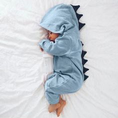 Newborn Infant Baby Boy Girl Dinosaur Hooded Romper Jumpsuit Outfits Clothes Attention plz: If your kid is chubby, we recomend choosing a larger size, thanks. Features: 1.It is made of high quality materials,Soft hand feeling, no any harm to your baby's skin 2.Stylish and fashion design make your baby more attractive 3.Great for casual, Daily, party or photoshoot, also a great idea for a baby show gifts 4.Cute baby boy long sleeve dinosaur hooded romper jumpsuit clothes,fashion and fit on your l Jumpsuit Outfit Casual, Baby Mode, Baby Overall, Jumpsuit Outfits, Girl Dinosaur, Baby Sleep Problems, Baby Dinosaurs, Jumpsuit Outfit, Romper Jumpsuit