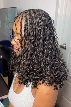 Cute Braided Hairstyles With Weave, Bob Length Goddess Braids, Bora Bora Bob Braids, Brown Short Boho Braids, Knotless Bob Boho, Bohemian Braids Shoulder Length, Boho Tribals With Knotless Braids Bob, Boho Knotless Short, Boho Knotless Shoulder Length