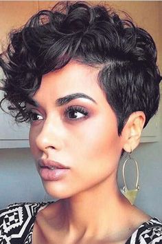 Short Curly Pixie, Short Haircut Styles, Curly Pixie Cuts, Short Curly Wigs, Penteado Cabelo Curto, Short Wigs, Curly Hair Cuts