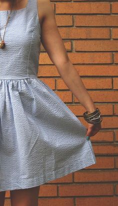 fathersshoes: “ Seersucker dress…. fun. ” Classic Summer Dresses, Seersucker Dress, Cotton Clothing, Looks Style, Mode Inspiration, Look Fashion, Passion For Fashion, Spring Summer Fashion, Capsule Wardrobe