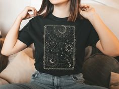 Indie Shirts, Astrology Shirt, Alt Clothing, Indie Clothes, Spiritual Shirts, Plus Size Fall Outfit, Crewneck Vintage, Aesthetic Shirt, Moon Shirt