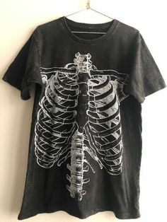 Rock T Shirt, Skull Pattern, Mia 3, Indie Pop, Rock T Shirts, Goth Punk, Edgy Outfits, Dream Clothes