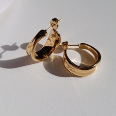 Geometric Hoop Earrings, Chunky Gold Hoop Earrings, Gold Ball Hoops, Vintage Gold Hoop Earrings, Dome Hoop Earrings, Huggie Hoop Earrings       18k PVD Gold Plated over Stainless Steel    Closure: Post back        F E A T U R E S        ❋ Extra thick gold plating of 1.5 microns - much thicker than standard plating which ranges from 0.03 microns. When looked after, these earrings can last for quite a few years.       ❋ Sold as pair.       ❋ This is the perfect gift for mom, wife, fiancée, girlfri Hoop Earrings Chunky, Chunky Gold Hoop Earrings, Geometric Hoop Earrings, Chunky Hoop Earrings, Hoop Earrings Gold, Jewelry Lookbook, Huggie Hoop Earrings, Perfect Gift For Mom, Jewelry Earrings Hoops