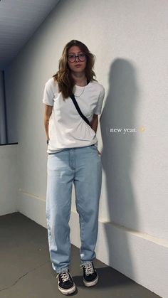 Tomboy Work Outfit Summer, Masc Woman Outfit, Casual Masc Outfits, Masc Style Women, Masc Fits For Women, Tomboy Outfits Aesthetic, Masc Women Outfits, Muscle Tee Outfit, Basic Tshirt Outfit