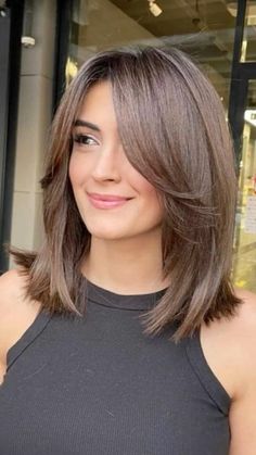 Medium Hair Styles 2023, Hairstyles For Medium Length Hair 2023, 2023 Medium Haircuts, Short Hair Cuts Shoulder Length, Shoulder Length Hair 2023, Butterfly Haircut Short Hair Straight, Hair Cuts 2022 Trends Short, Trendy Hair Cuts For Medium Hair, Curve Cut Hair 2023