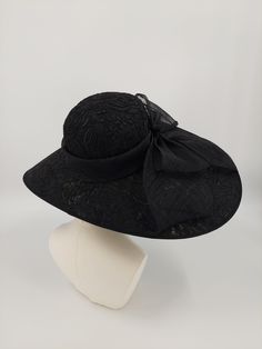 Ladies wide brim Kentucky Derby hat. We would be happy to customize this hat for you. Contact us for details. Hats And Fascinators, Kentucky Derby Hats, Kentucky Derby Hat, Derby Hat, Men's Hats, Louisville Kentucky, Handmade Hat, Wedding Hats, Derby Hats