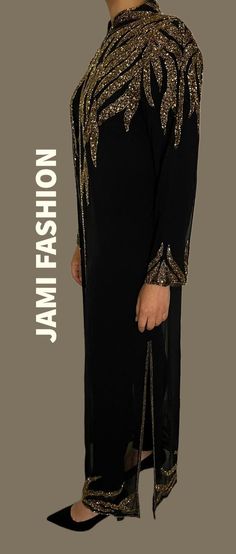 Elegant and hand-embroidered abaya with gold and silver beads on a soft plain fabric. Roses Outfit, Embroidered Abaya, Ladies Caftan, Kaftan Abaya, Plain Fabric, Gold And Silver, Silver Beads, African Fashion, Fabric Color