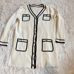 New Never Worn. Super Cute. Send Offers Trendy White Cardigan For Work, Trendy White Button-up Cardigan, White Button-up Sweater For Work, Trendy White V-neck Cardigan, Chic White Sweater For Workwear, Chic White Sweater For Work, White Fitted Button-up Cardigan, White Fitted Button-up Sweater, Chic White Sweater For Day Out