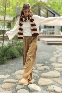 Duds like the Washed Wide Leg Barrel Pants with ankle snap will have you snappin' up compliments left and right. Size & Fit Model is wearing size S Measurements taken from size S Height - 5' 7 1/2" / 175.3CM 33(Bust) - 24(Waist) - 34(Hips) Girls Outerwear, Sweater Crop, Crop Top Sweater, Long Crop Top, Romper With Skirt, Girls Sweaters, Sweatshirt Dress, Blouse Dress, Long Sleeve Crop Top