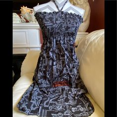 Harley Davidson Dress Sundress Summer Dress Size Small All-Over Print Halter/Sleeveless /Strapless Black/Gray New Without Tags Has Been In A Drawer For A Few Years! Discontinued Model That Was Purchased On Va State. #Clothes Clothing Motorcycle Black Sleeveless Harley Davidson Dress, Casual Black Strapless Sundress, Black Strapless Casual Sundress, Black Strapless Sundress For Spring, Black Halter Neck Sundress, Casual Black Strapless Midi Dress, Casual Fitted Strapless Halter Dress, Strapless Black Beach Dress, Strapless Black Halter Dress For Summer