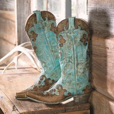 cowgirl boots Turquoise Cowboy Boots, Turquoise Boots, Cowgirl Boots Outfit, Mode Shoes, Look Jean, Line Dance, Mode Boho, Western Wear For Women, Western Boots Women